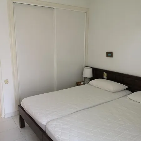En Primera Linea De Playa Con Piscina Apartament Altea
